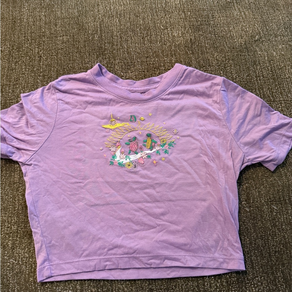 Lavender Cropped Tee with Embroidered Turtles in Space